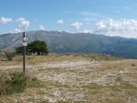 DSCF5282  Le Cheiron barre toujours l'horizon